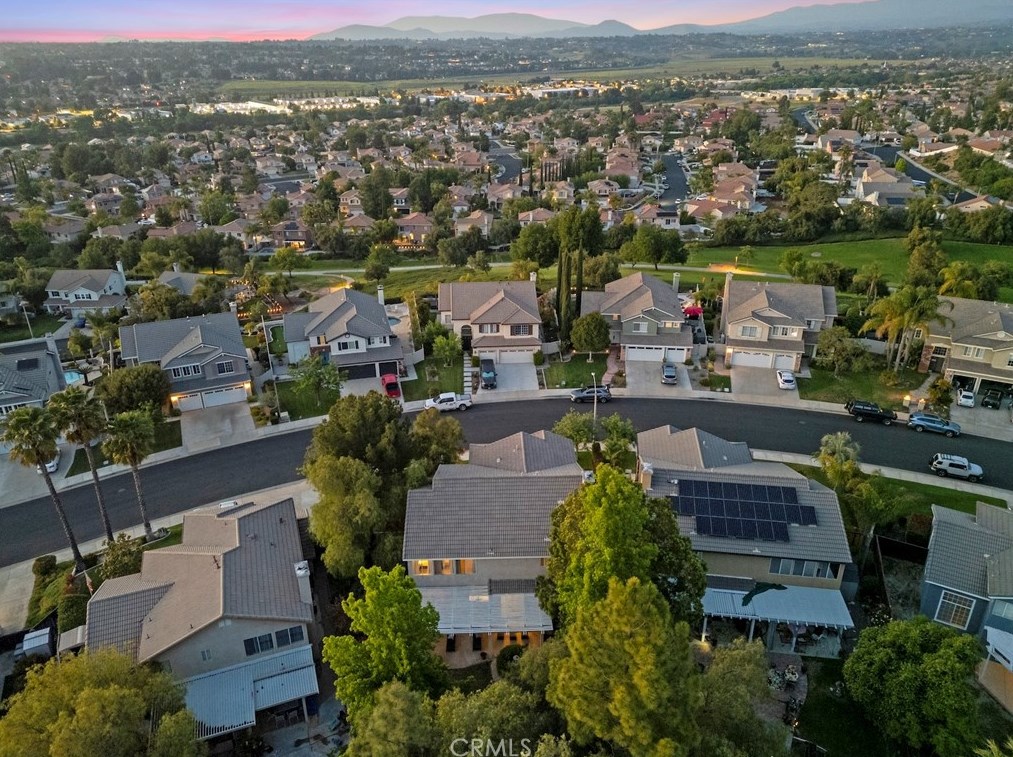 32989 Sotelo Dr, Temecula CA 92592-3410 exterior