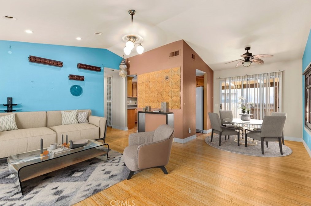 376 Feliz St, Perris, CA 92571-2807