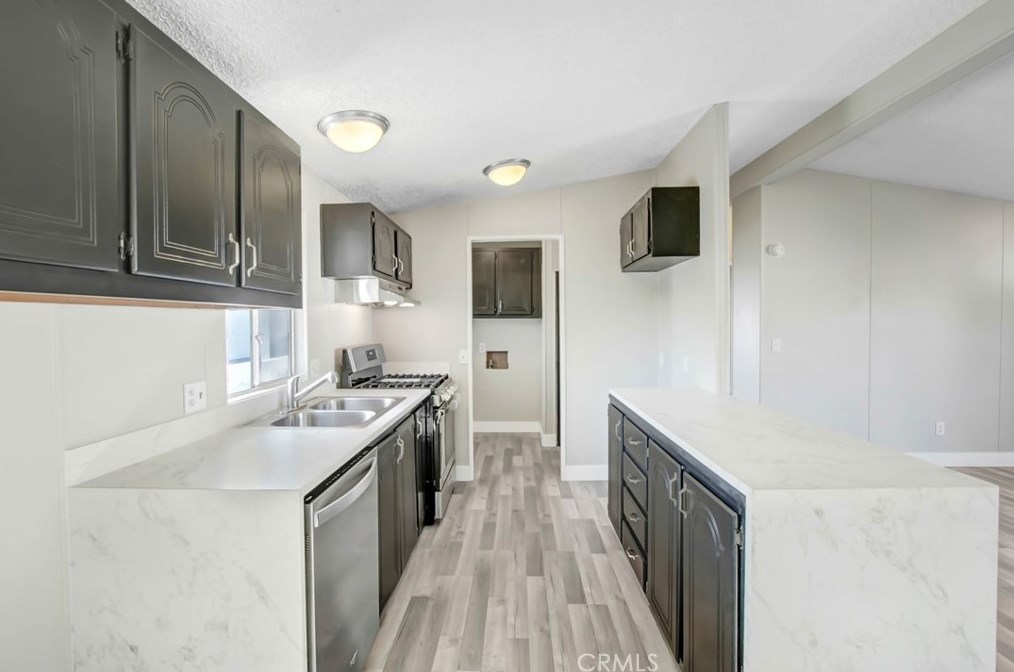 80 E Dawes St #73, Perris, CA 92571