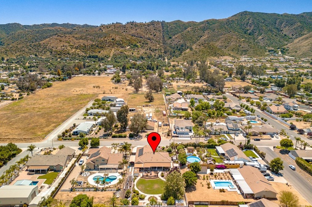 20689 Un St, Wildomar CA 92595-9275 exterior