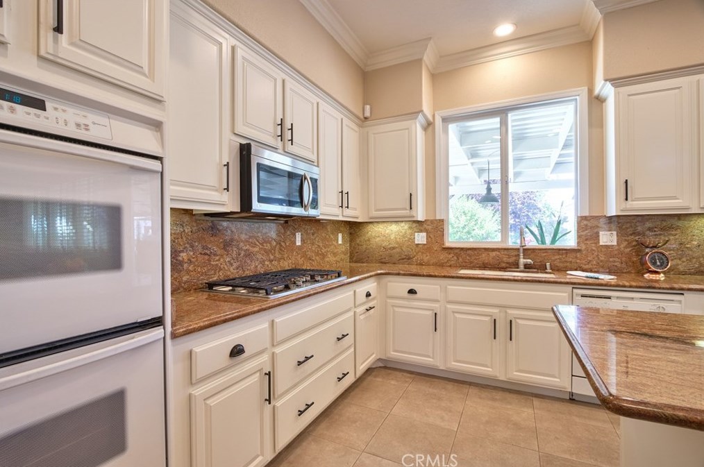 20689 Un St, Wildomar CA 92595-9275 exterior