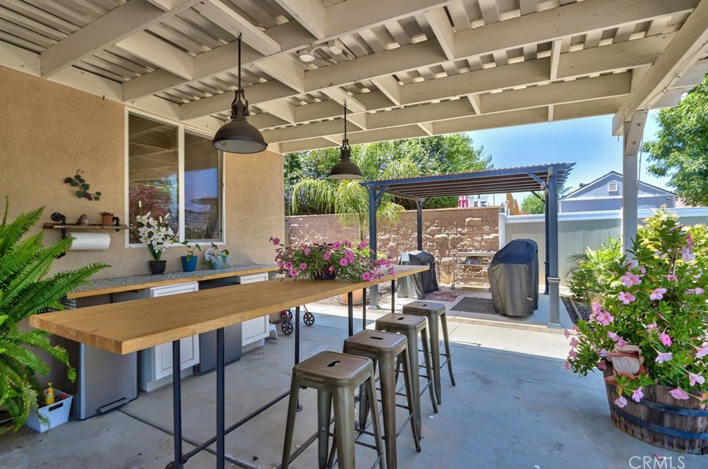 20689 Un St, Wildomar CA 92595-9275 exterior