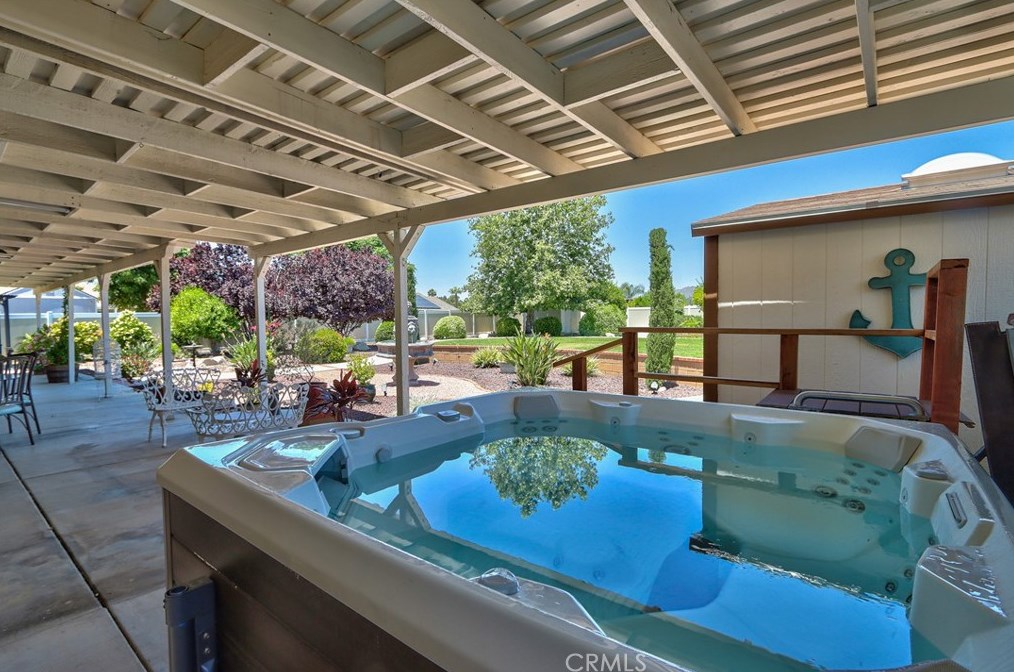 20689 Un St, Wildomar CA 92595-9275 exterior