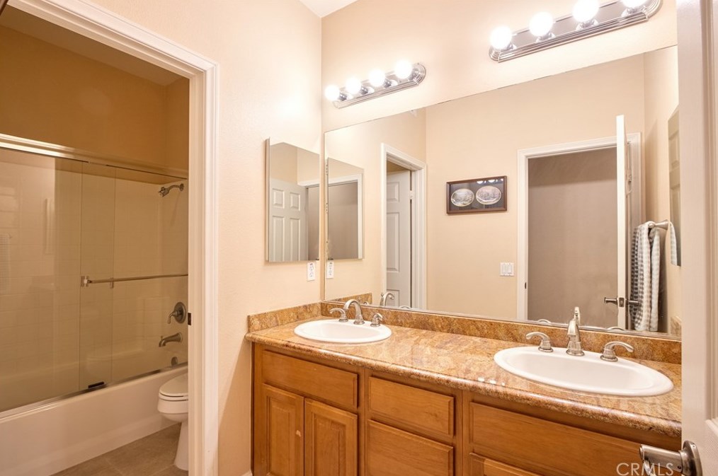 20689 Un St, Wildomar CA 92595-9275 exterior