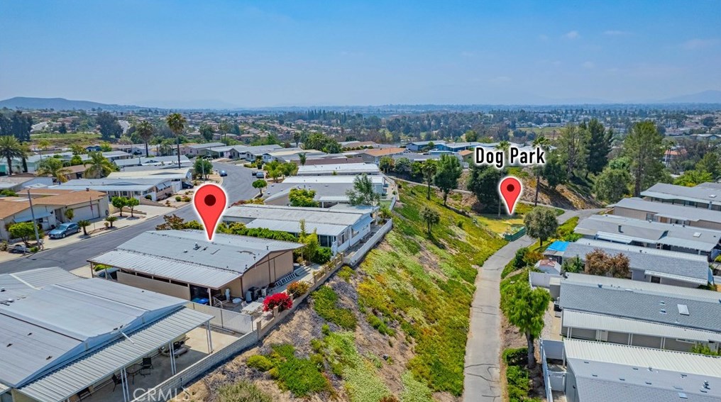 38521 Via Escarlata, Murrieta CA  92563-5731 exterior