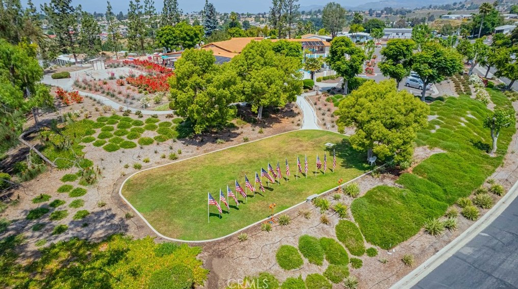 38521 Via Escarlata, Murrieta CA  92563-5731 exterior