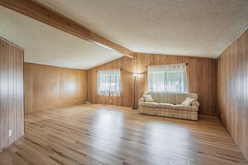 38521 Via Escarlata, Murrieta CA  92563-5731 exterior