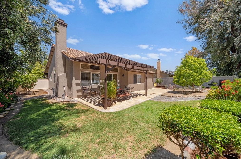 42281 Camino Romo, Temecula CA  92592-3538 exterior