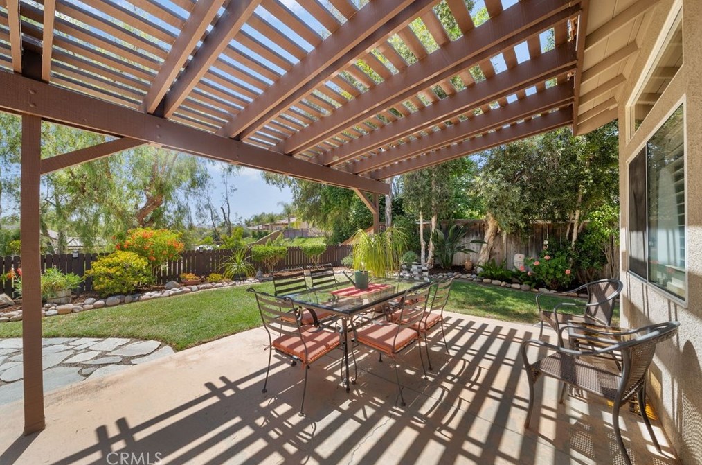 42281 Camino Romo, Temecula CA  92592-3538 exterior