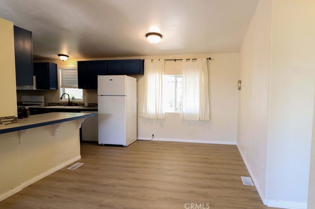 41900 Ivy St, Murrieta CA  92562-9270 exterior