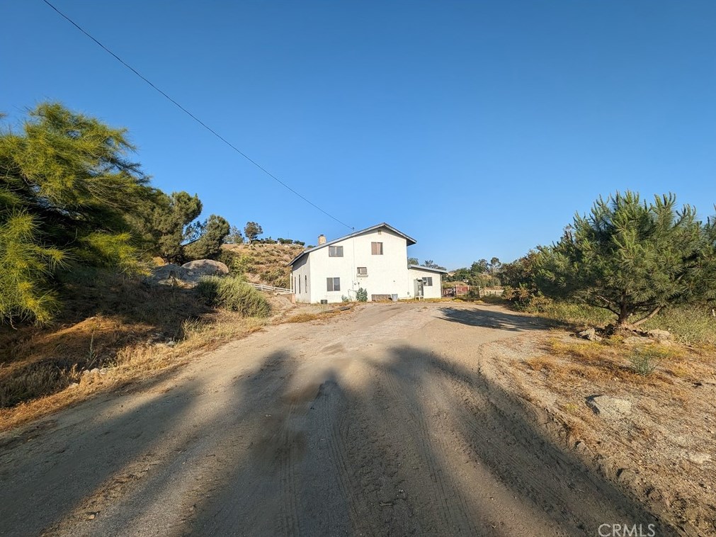 21919 Caballeros Canyon, Lakeview, CA 92567