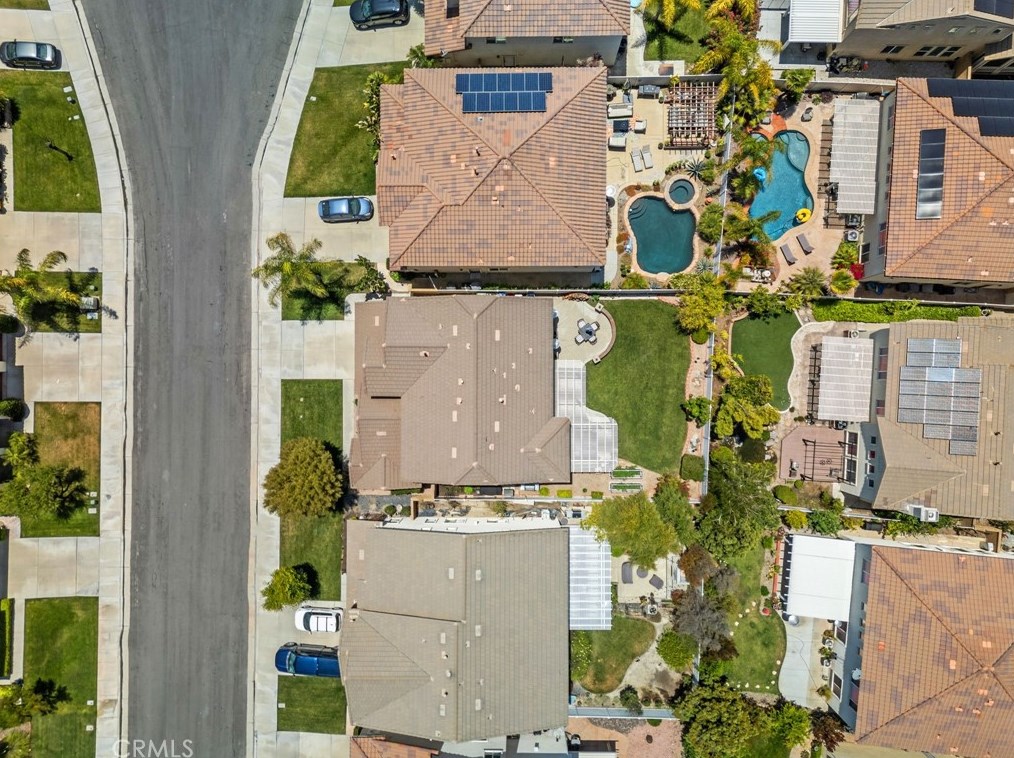 45775 Honeysuckle Ct, Temecula CA  exterior