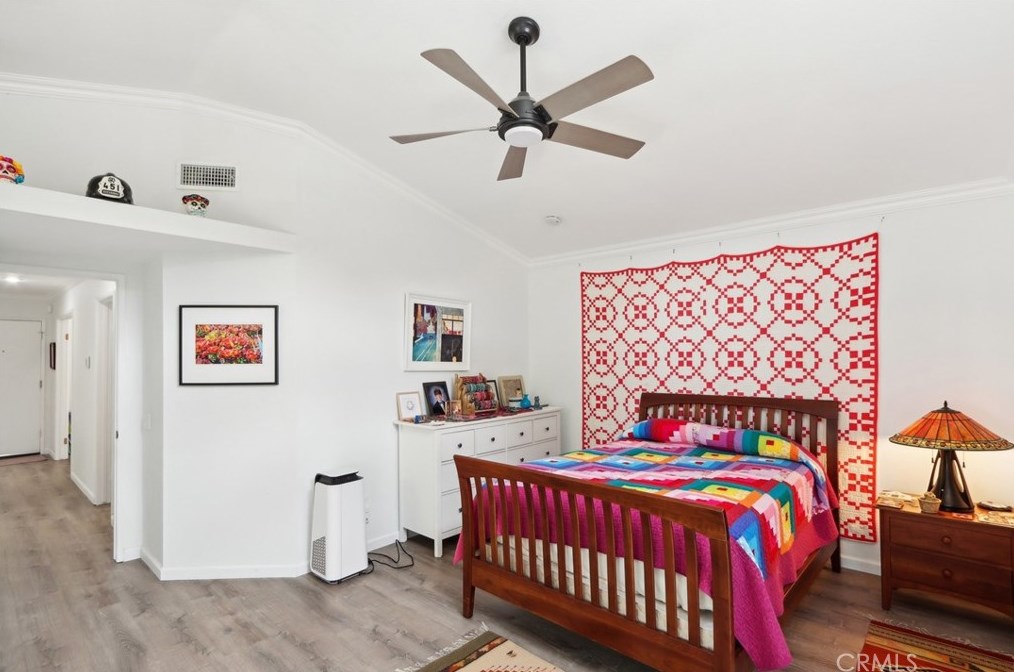 39867 Falcon Way, Murrieta CA  92562-4051 exterior