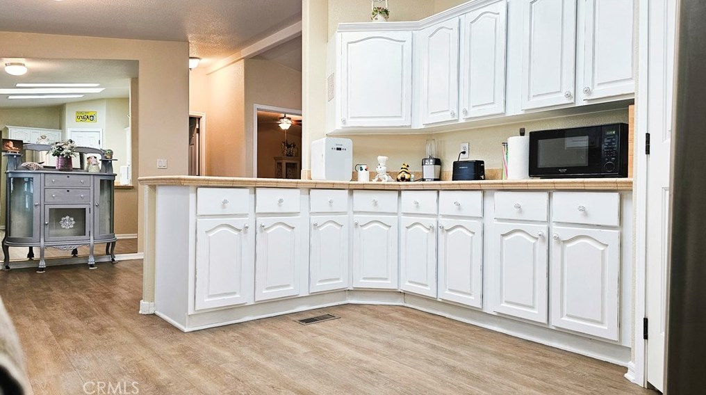 859 San Ignacio Dr, Hemet CA  92543-6915 exterior