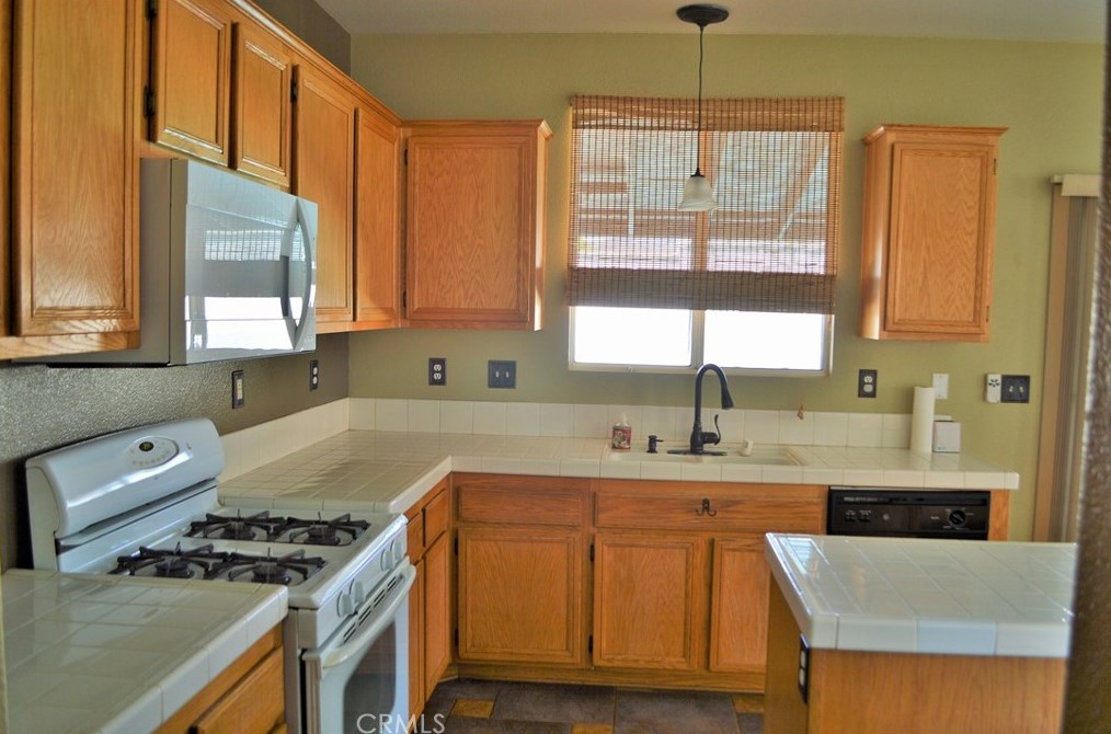 43824 Amazon St, Hemet, CA 92544