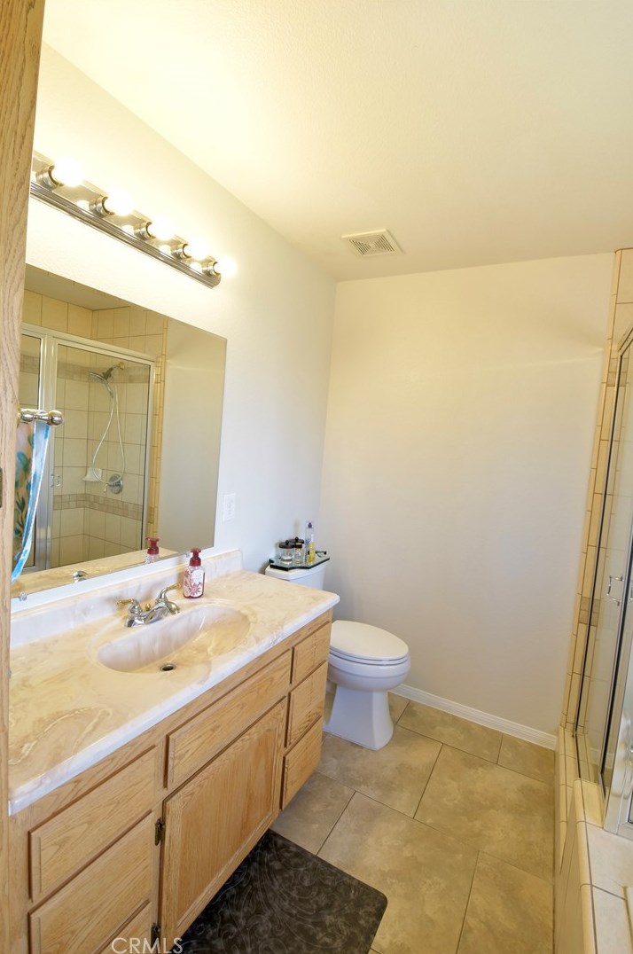 9225 Wilson Rnch Rd, Phelan CA  92371-7304 exterior