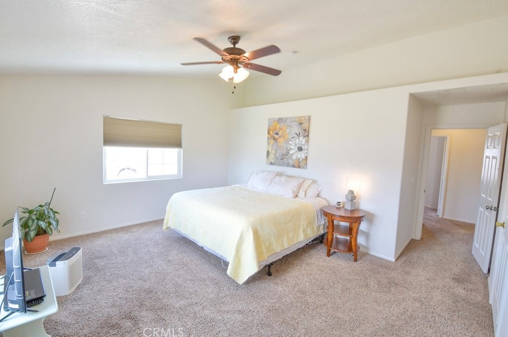 9225 Wilson Rnch Rd, Phelan CA  92371-7304 exterior
