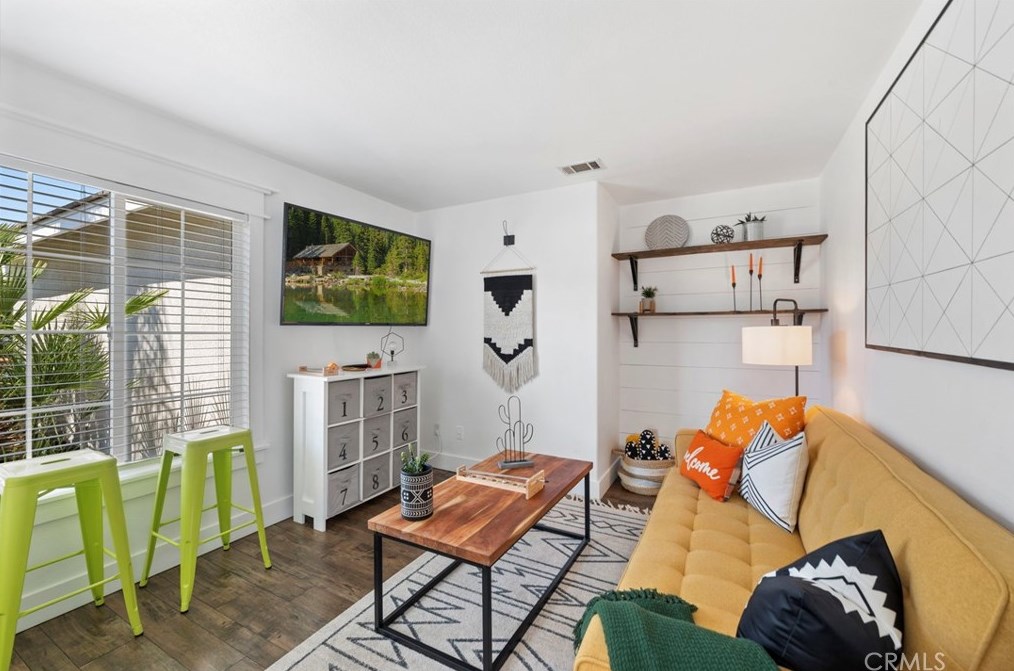 31648 Alder Ct, Winchester CA 92596-9052 exterior