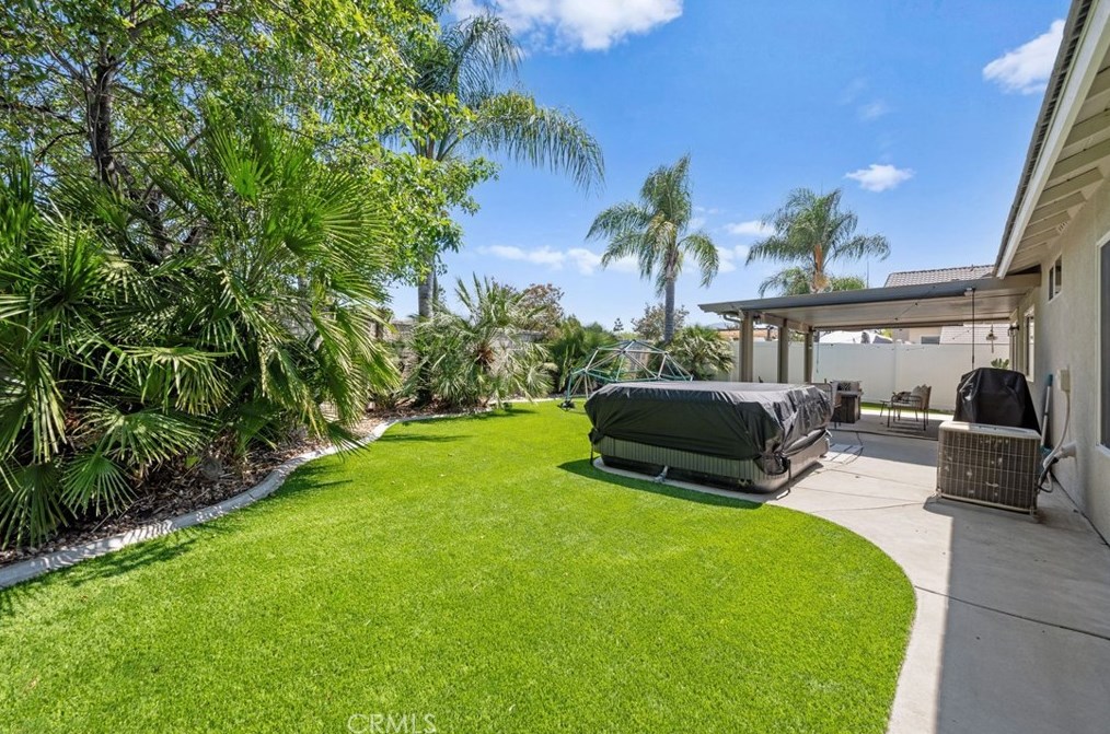 31648 Alder Ct, Winchester CA 92596-9052 exterior