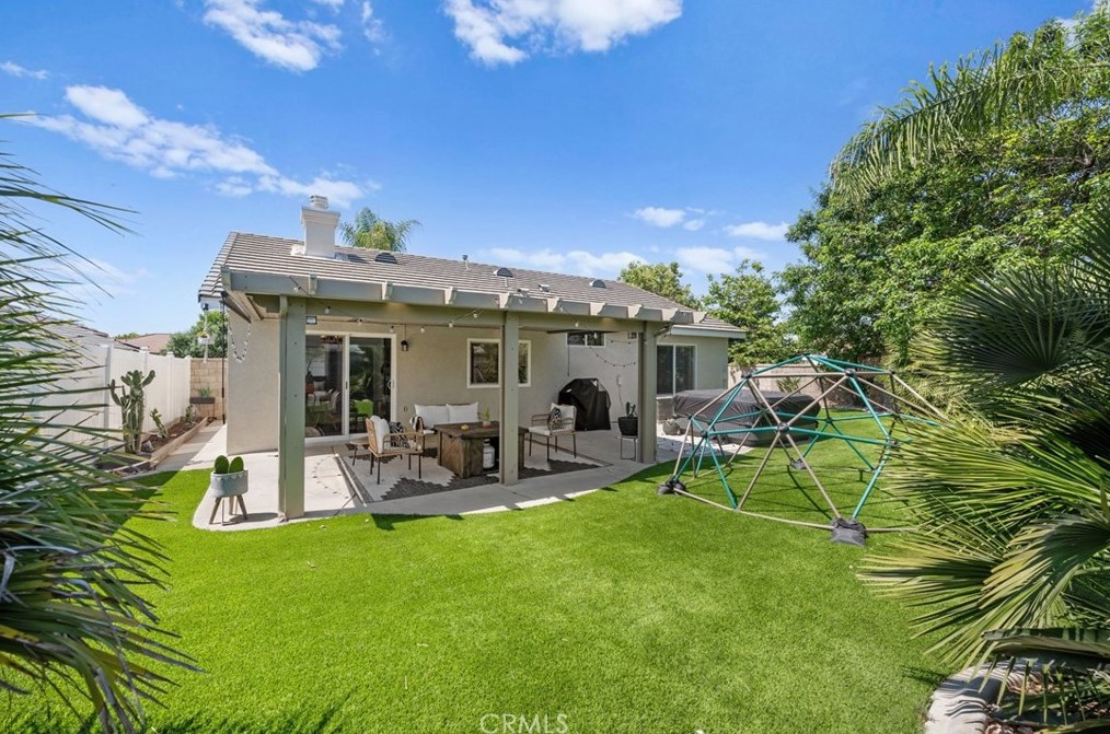 31648 Alder Ct, Winchester CA 92596-9052 exterior