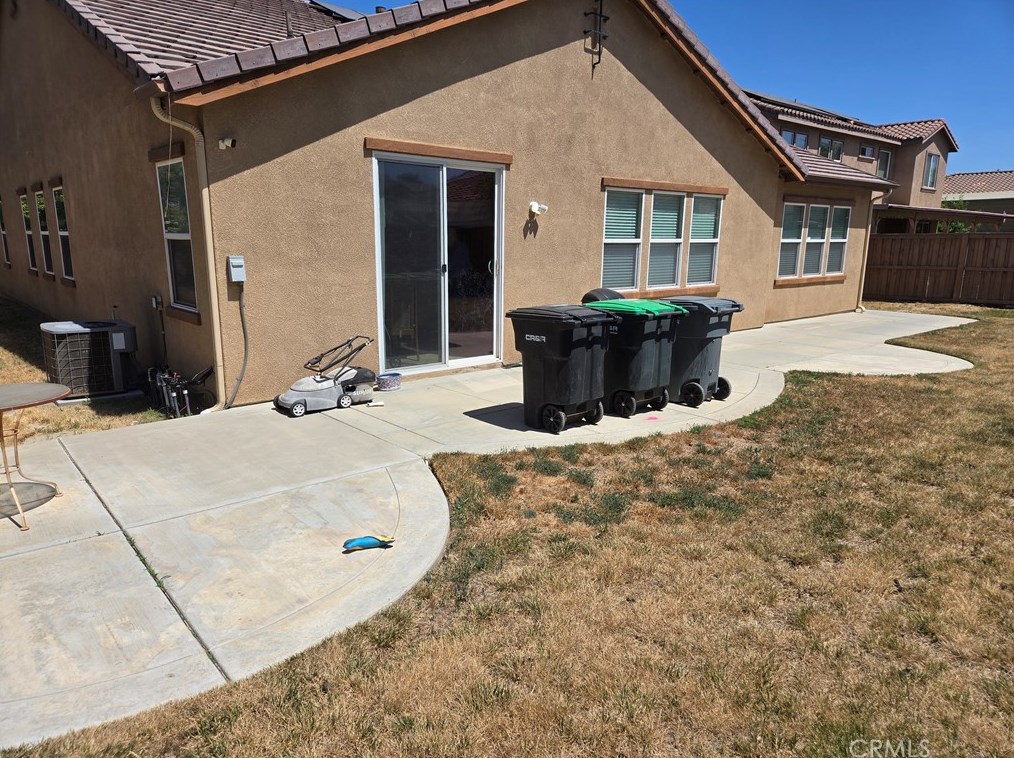 1063 Indiangrass Dr, Hemet, CA 92545-6383