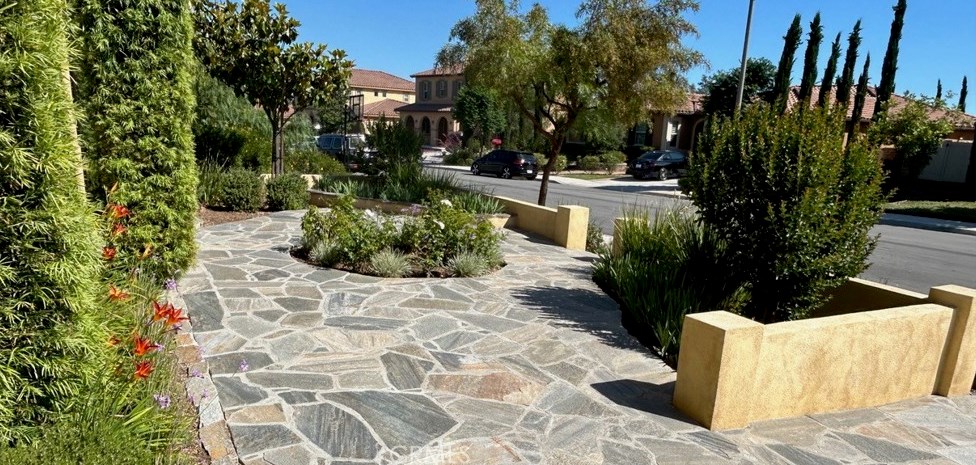 35656 Ginger Tree Dr, Winchester, CA 92596