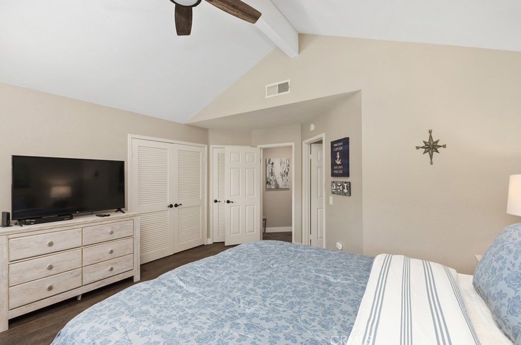 38649 Bears Paw Dr, Murrieta CA  92562-3028 exterior