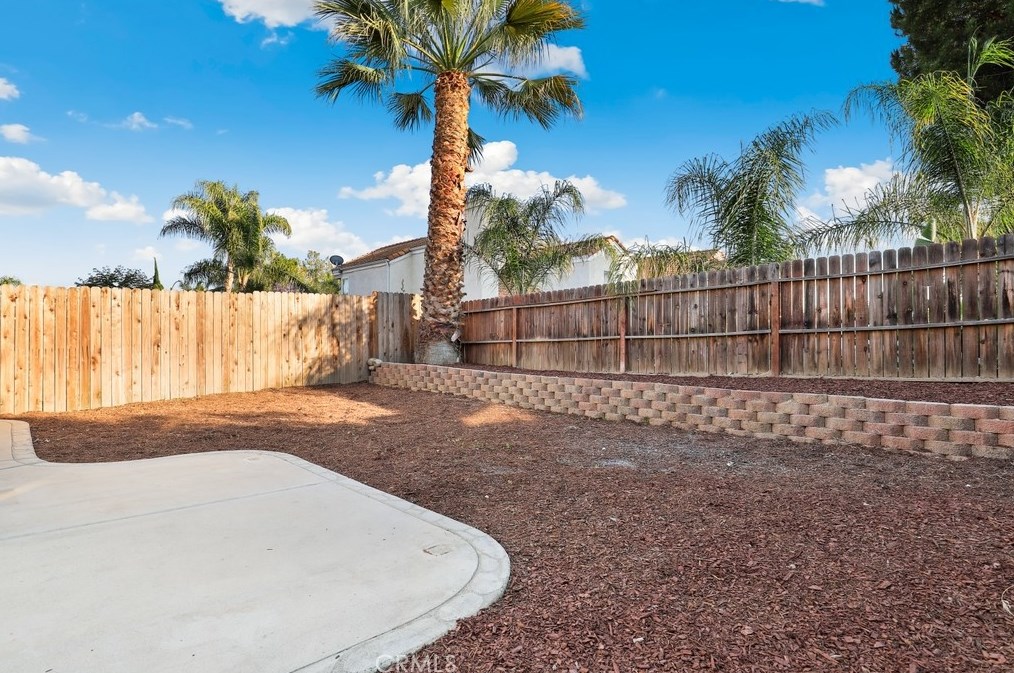 23745 Via Olivia, Murrieta CA  92562-2054 exterior