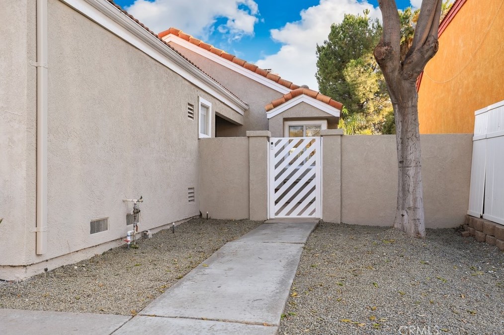 23745 Via Olivia, Murrieta, CA 92562-2055