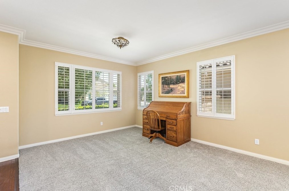 27975 Whisperwood Dr, Menifee CA  92584-8083 exterior