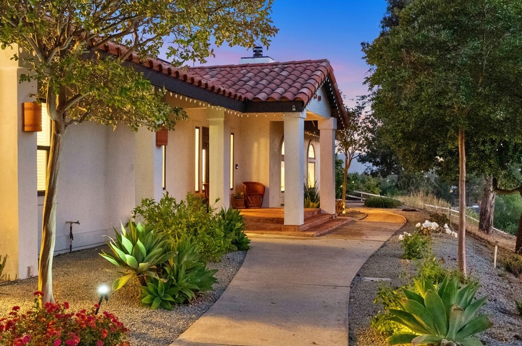 33565 Pauba Rd, Temecula, CA 92592-9313