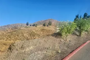 30714 Sorrel Ln, Canyon Lake, CA 92587 - Photo 2