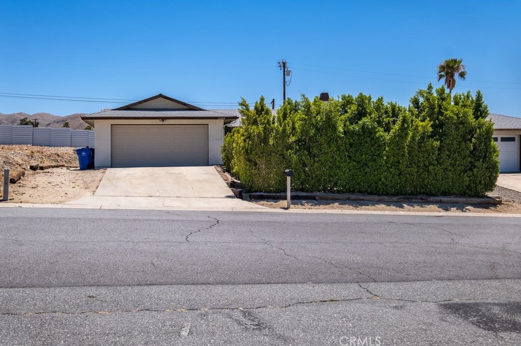 13290 Avenida La, Desert Hot Springs, CA 92240