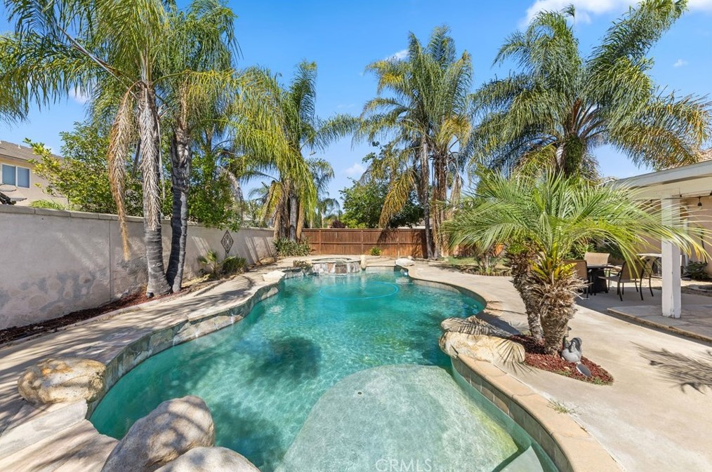 31616 Loire Dr, Winchester, CA 92596