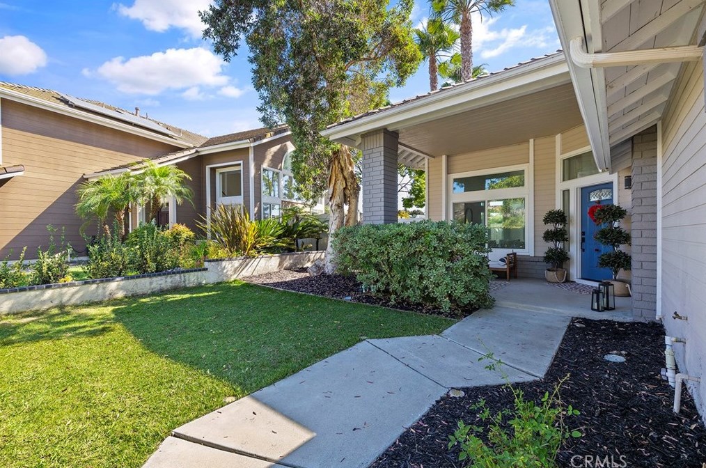 393 Moonstone Bay Dr, Oceanside, CA 92057