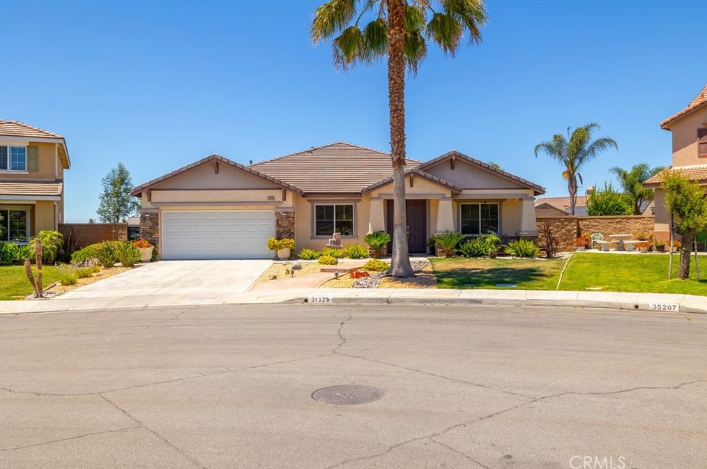 31329 Kailua Dr, Winchester, CA 92596