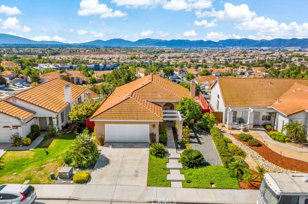 25759 Barclay Dr, Murrieta, CA 92563