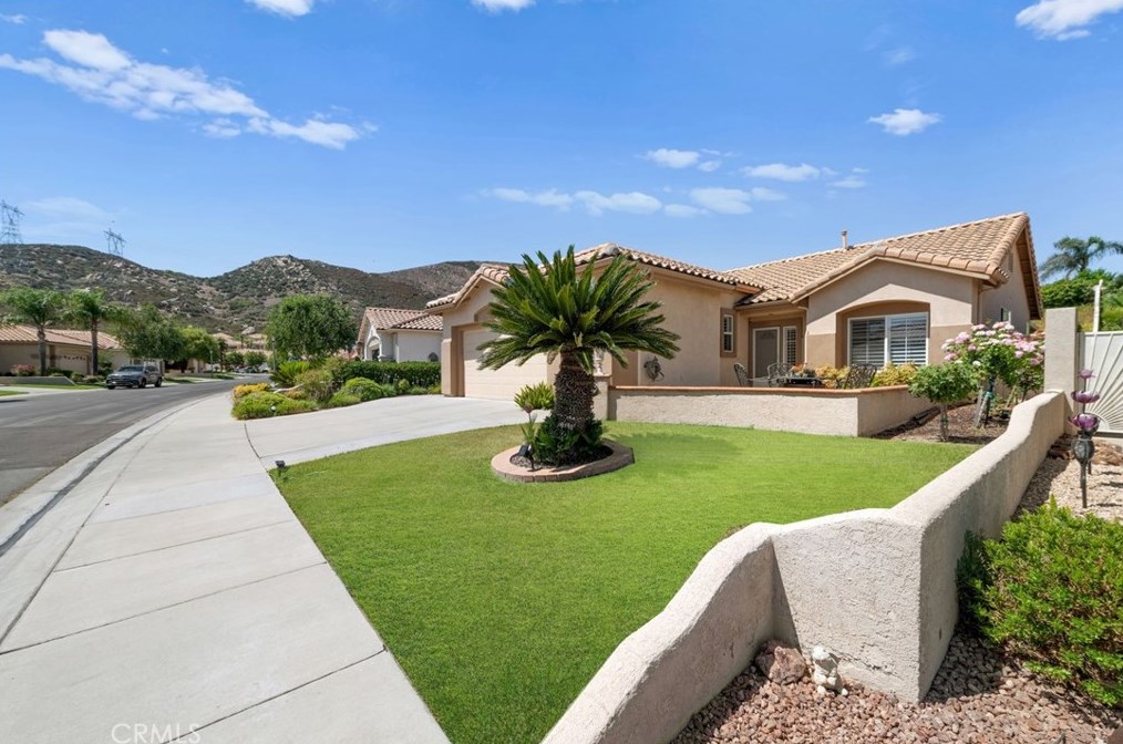 5183 Rio Bravo Dr, Banning, CA 92220