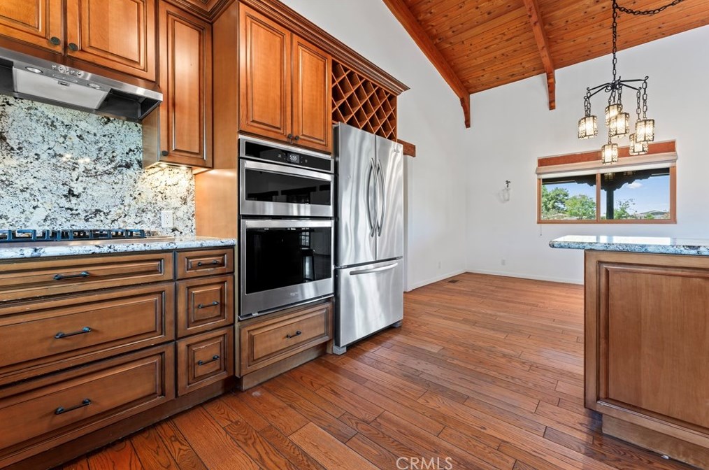 33735 Madera De Playa, Temecula CA 92592-9298 exterior