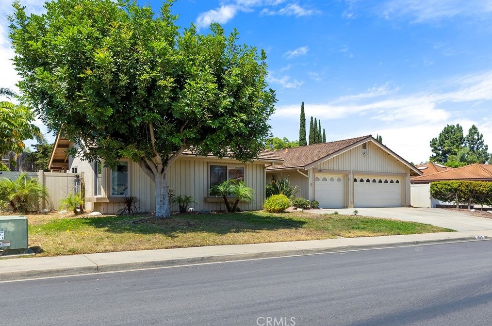 1535 Silverado Dr, Oceanside, CA 92057-4826