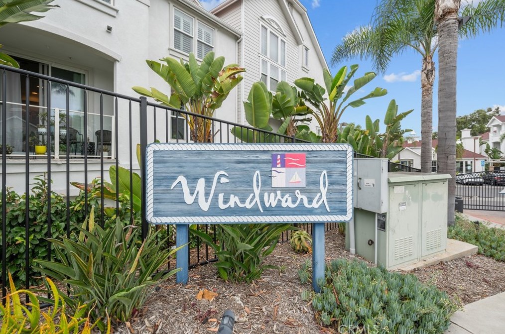 825 Harbor Cliff Way, Oceanside, CA 92054-2215