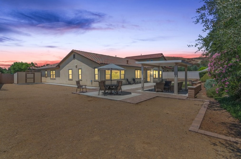 35544 Birchbrook Ln, Winchester, CA 92596