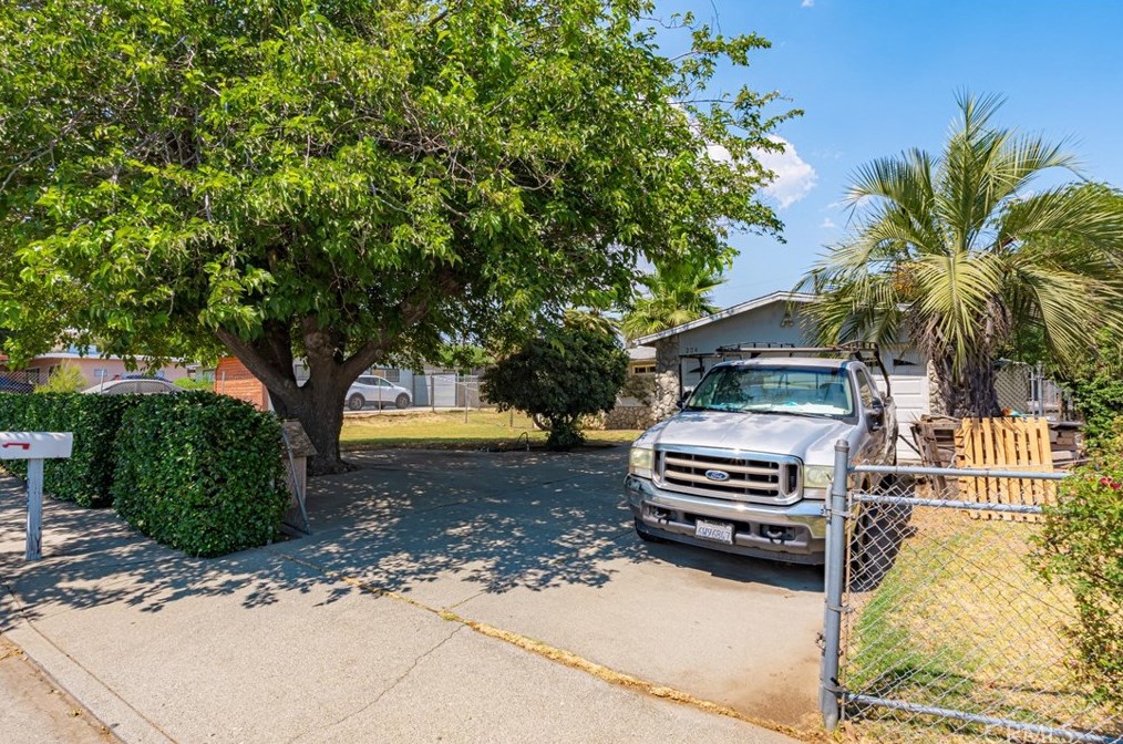 224 N 22nd St, Banning, CA 92220