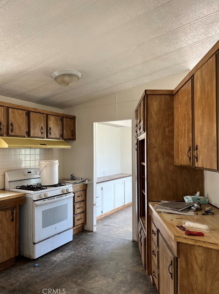 39900 El Toro Rd, Anza, CA 92539