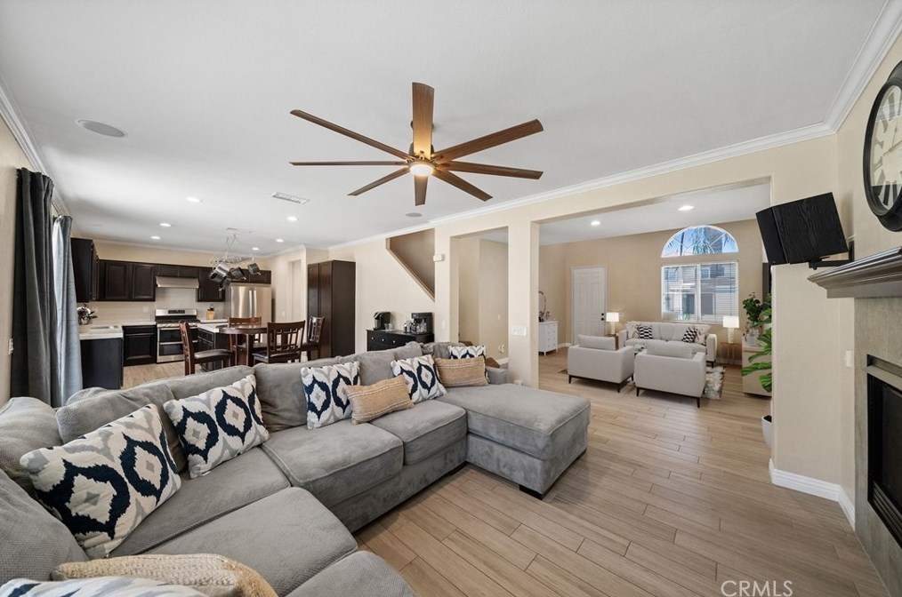 592 Corte San Julian, Perris, CA 92571