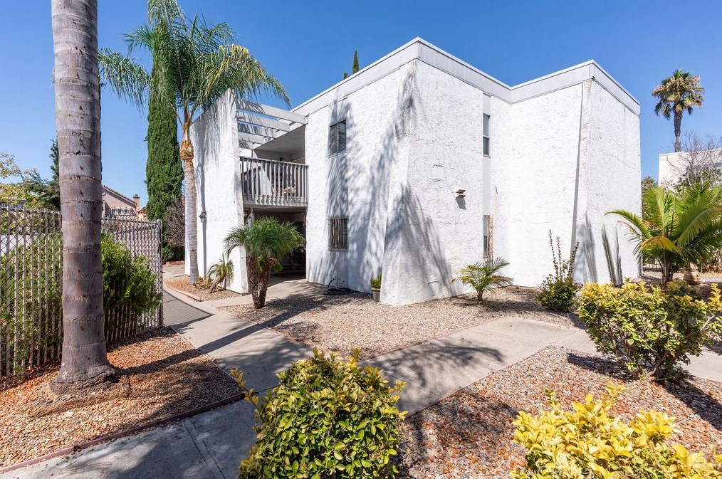 1550 S Maple St #1, Escondido, CA 92025