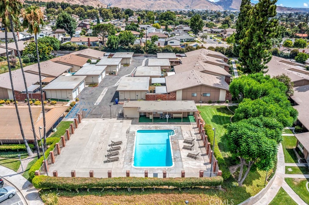 22733 Palm Ave #g, Colton, CA 92313