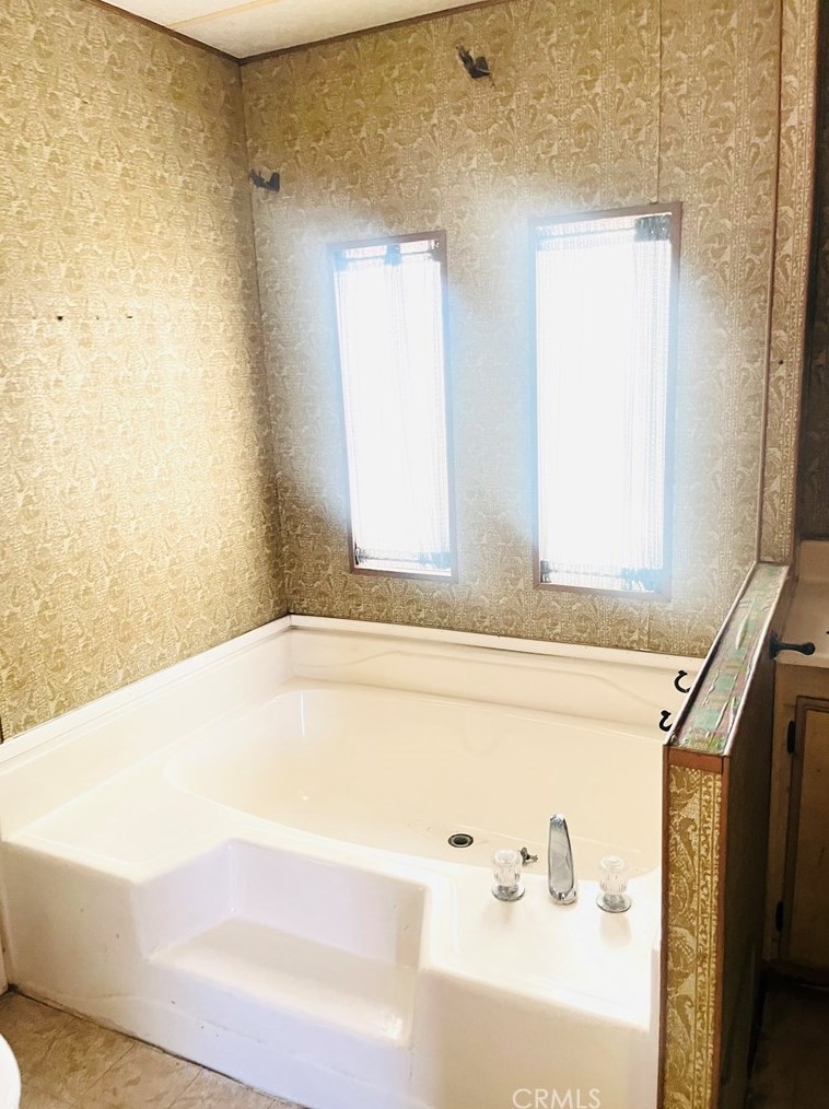 1099 7 St, Perris CA 92570-1808 exterior