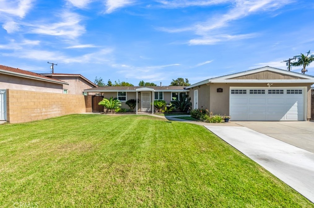 166 Grondahl St, Covina, CA 91722-1634