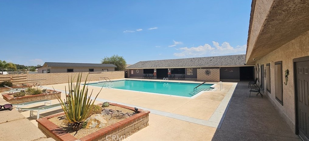 69525 Dillon Rd #32, Desert Hot Springs, CA 92241